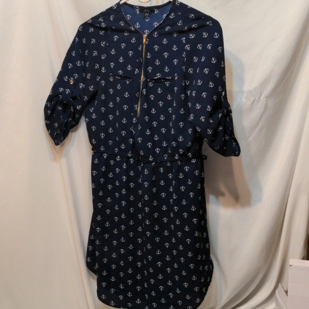 Iris dark blue dress with anchors on it
